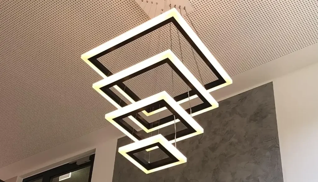 Ambientelampe im Büro